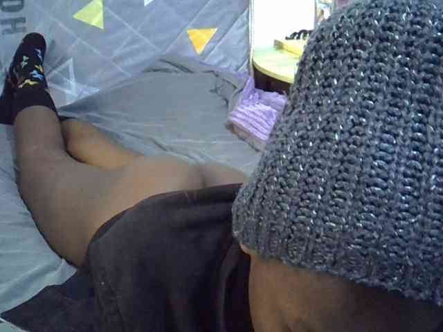 Sexybeiby1 webcam
