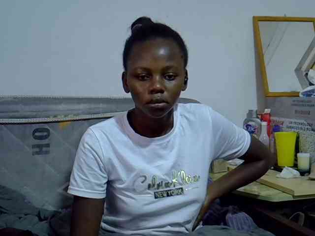 Sexybeiby1 webcam