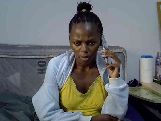 Sexybeiby1 webcam