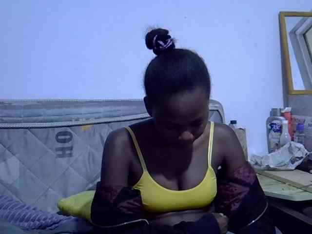 Sexybeiby1 webcam