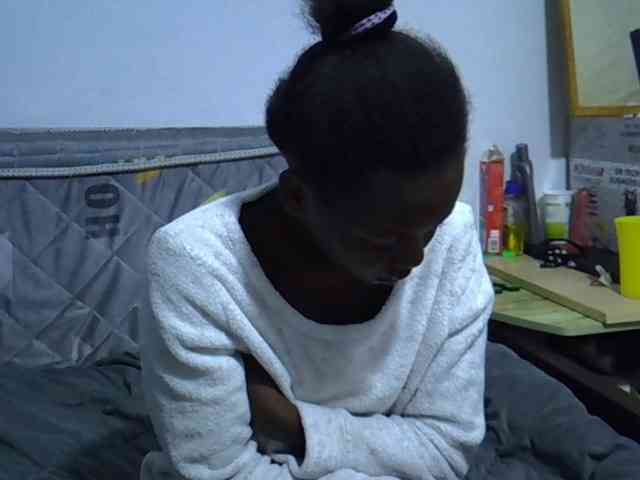 Sexybeiby1 webcam