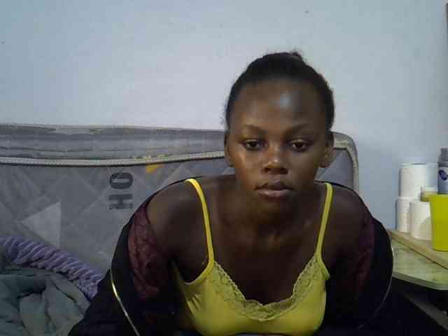 Sexybeiby1 webcam