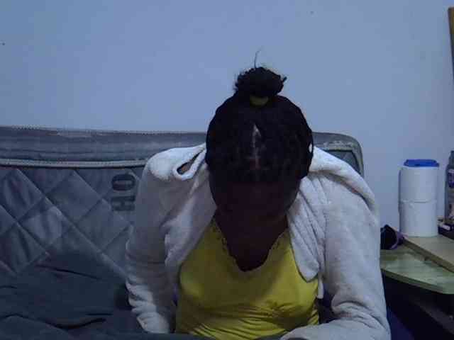 Sexybeiby1 webcam
