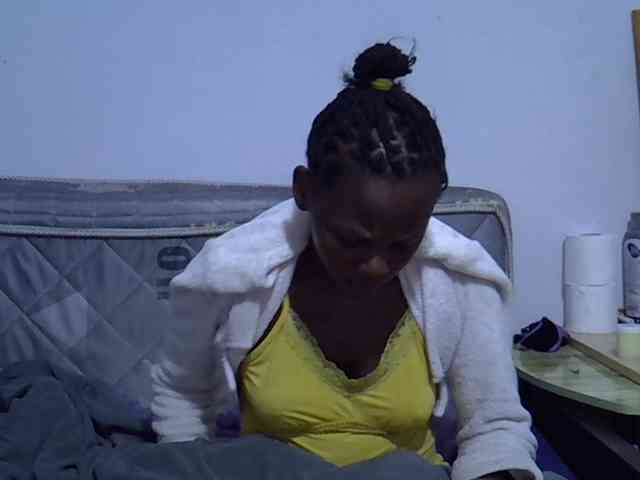 Sexybeiby1 webcam