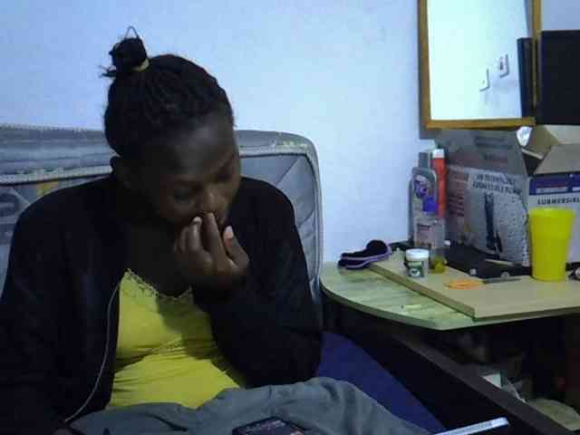 Sexybeiby1 webcam