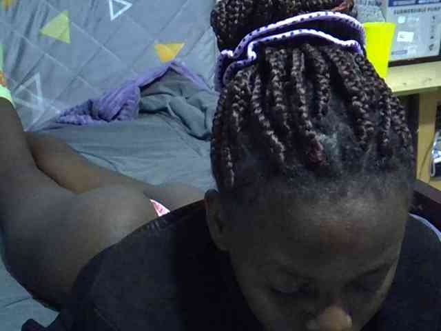 Sexybeiby1 webcam