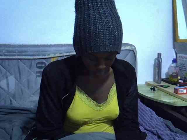 Sexybeiby1 webcam