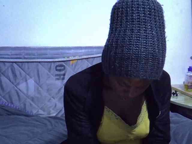 Sexybeiby1 webcam