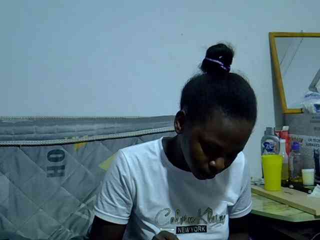 Sexybeiby1 webcam