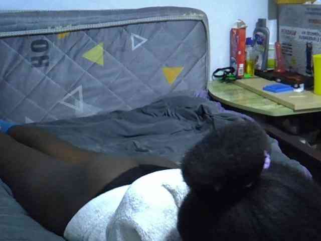 Sexybeiby1 webcam