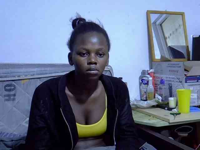 Sexybeiby1 webcam