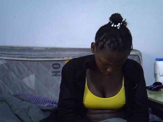 Sexybeiby1 webcam
