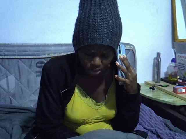 Sexybeiby1 webcam