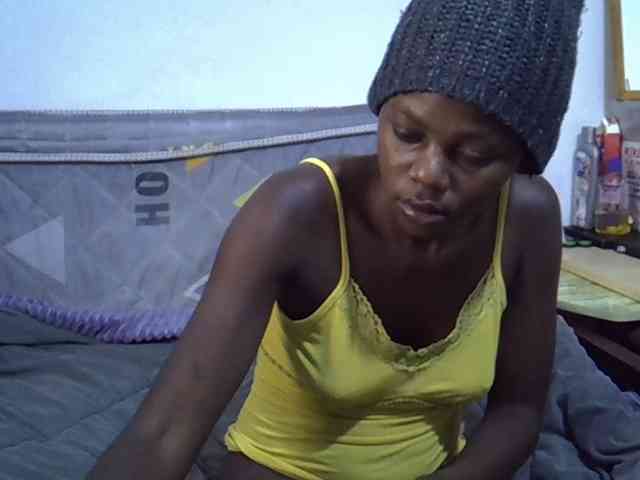 Sexybeiby1 webcam