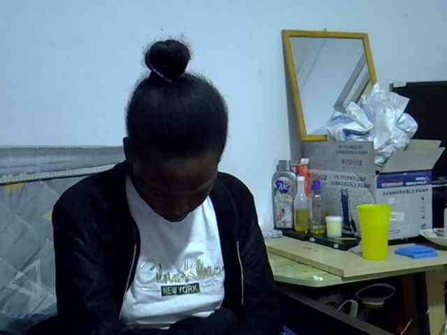 Sexybeiby1 webcam