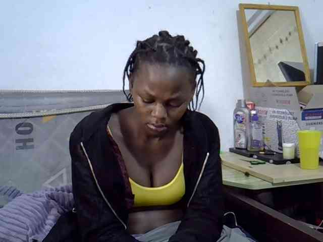 Sexybeiby1 webcam