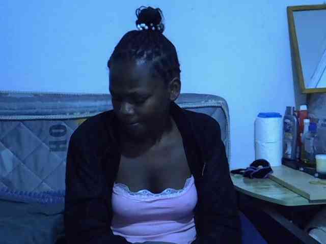 Sexybeiby1 webcam