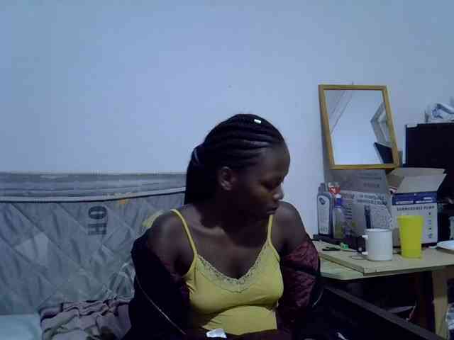 Sexybeiby1 webcam