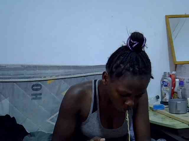 Sexybeiby1 webcam