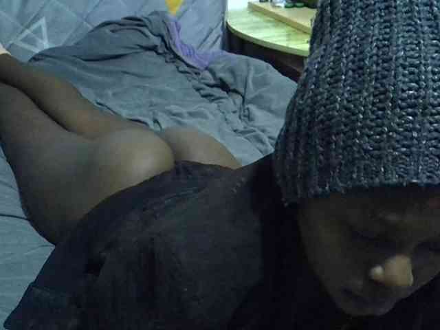 Sexybeiby1 webcam