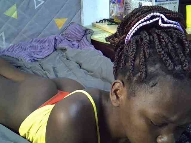 Sexybeiby1 webcam