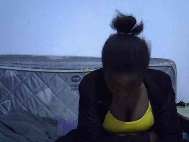 Sexybeiby1 webcam