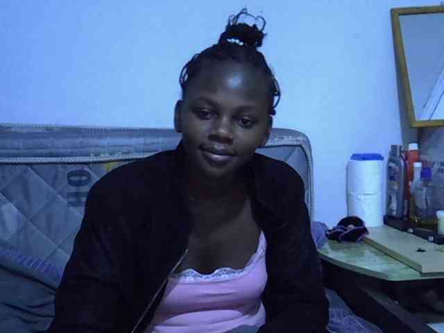 Sexybeiby1 webcam