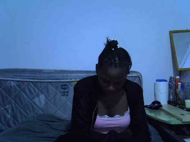 Sexybeiby1 webcam
