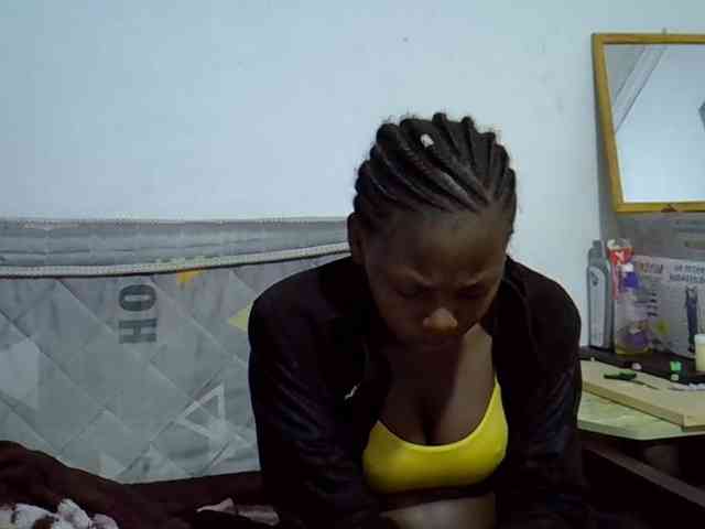Sexybeiby1 webcam