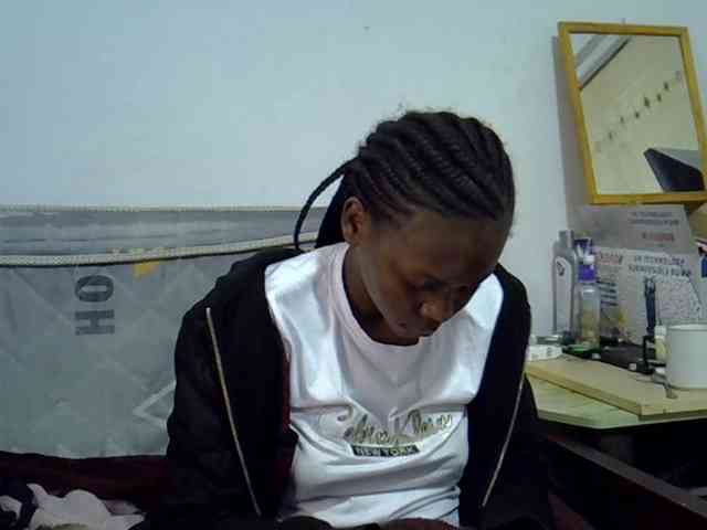 Sexybeiby1 webcam