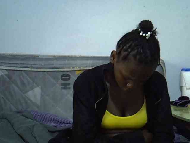 Sexybeiby1 webcam