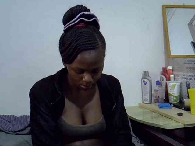 Sexybeiby1 webcam
