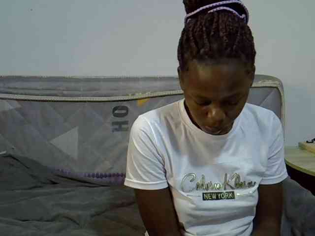 Sexybeiby1 webcam