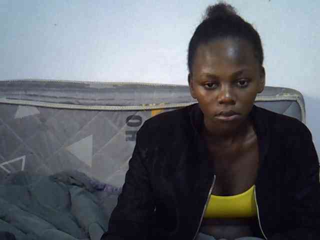 Sexybeiby1 webcam