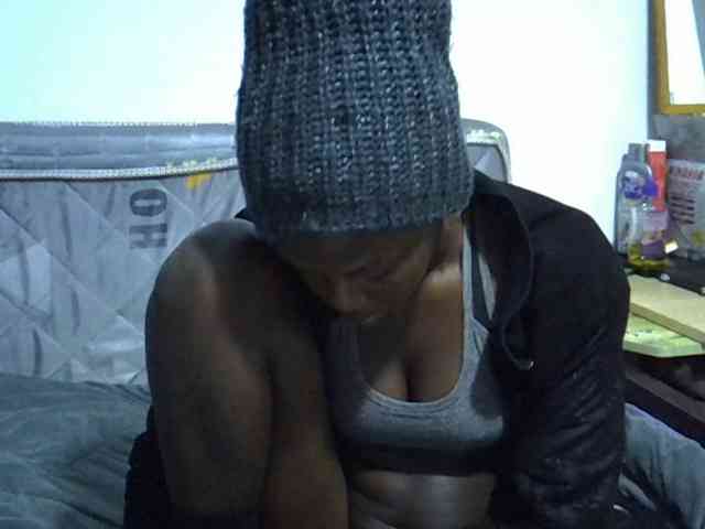 Sexybeiby1 webcam
