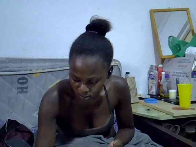 Sexybeiby1 webcam
