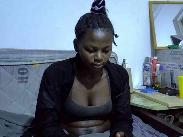 Sexybeiby1 webcam