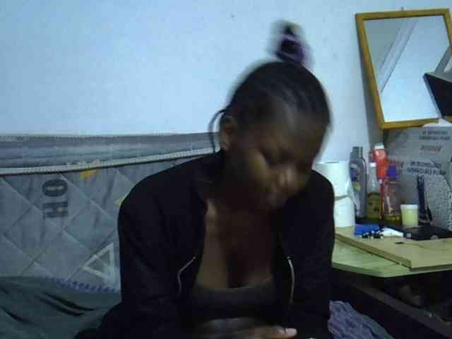 Sexybeiby1 webcam