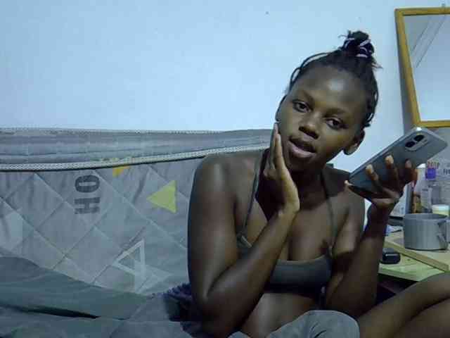 Sexybeiby1 webcam