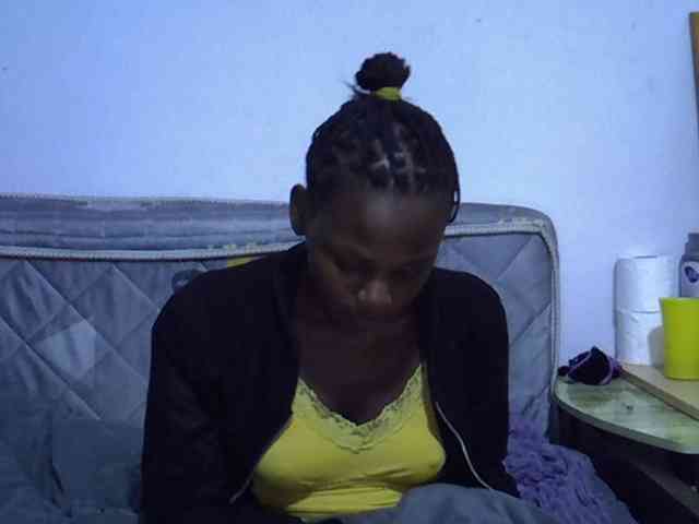 Sexybeiby1 webcam