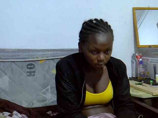 Sexybeiby1 webcam