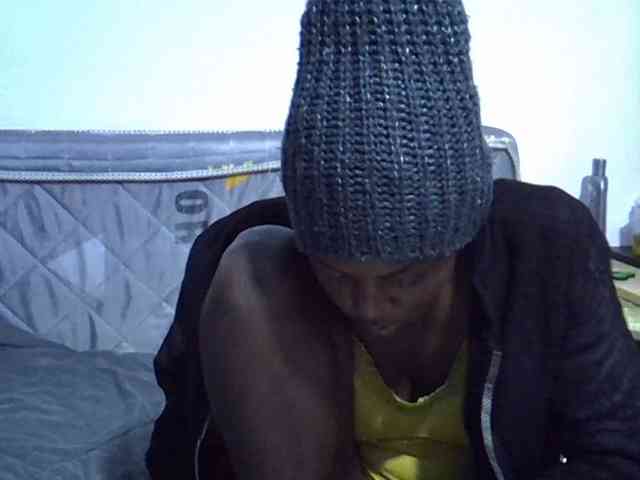 Sexybeiby1 webcam
