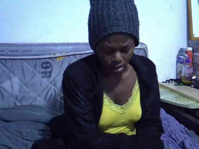 Sexybeiby1 webcam
