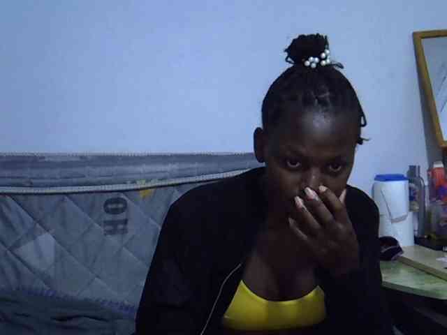 Sexybeiby1 webcam