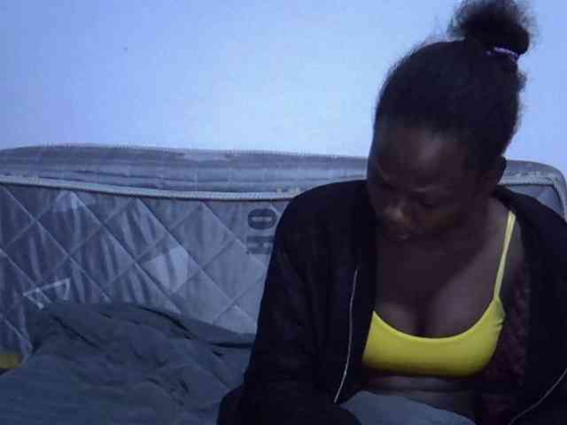 Sexybeiby1 webcam