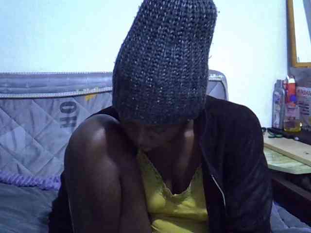 Sexybeiby1 webcam