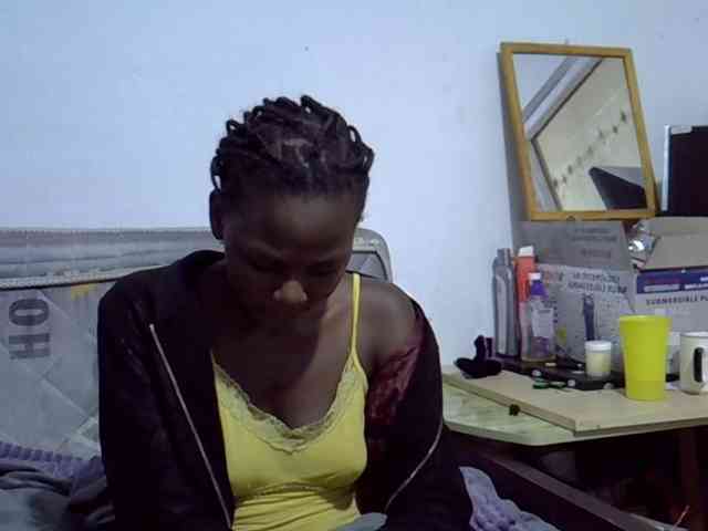 Sexybeiby1 webcam