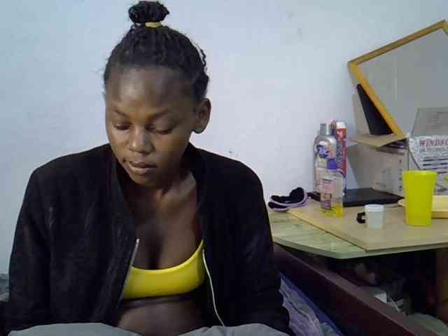 Sexybeiby1 webcam