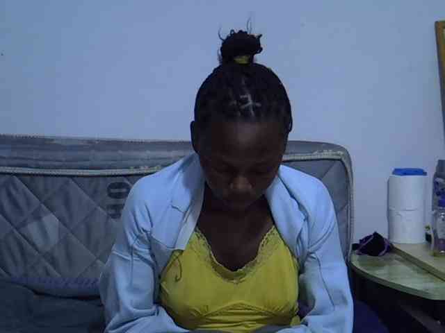 Sexybeiby1 webcam