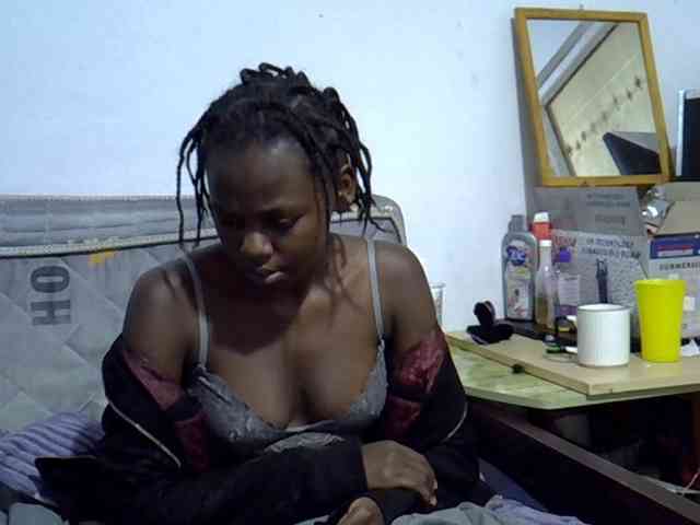 Sexybeiby1 webcam
